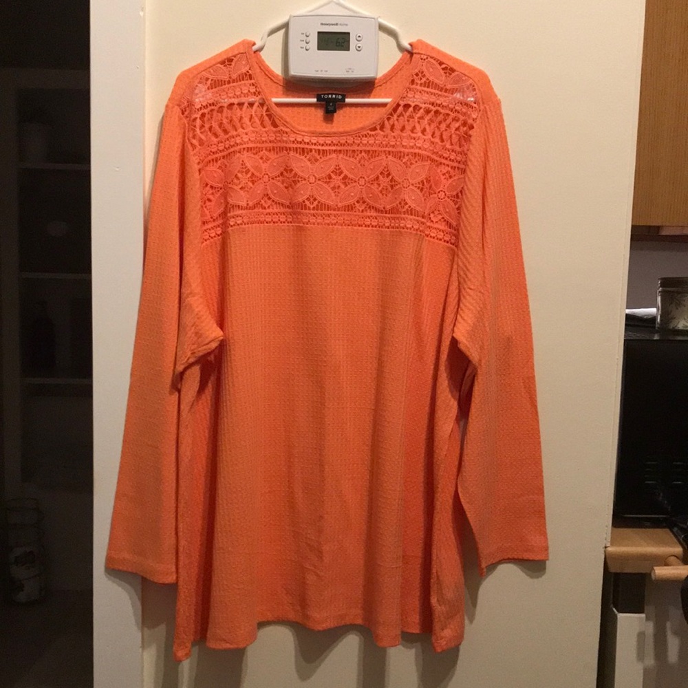 Torrid size 4 top